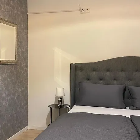 Apartment Karl-marx 1 *